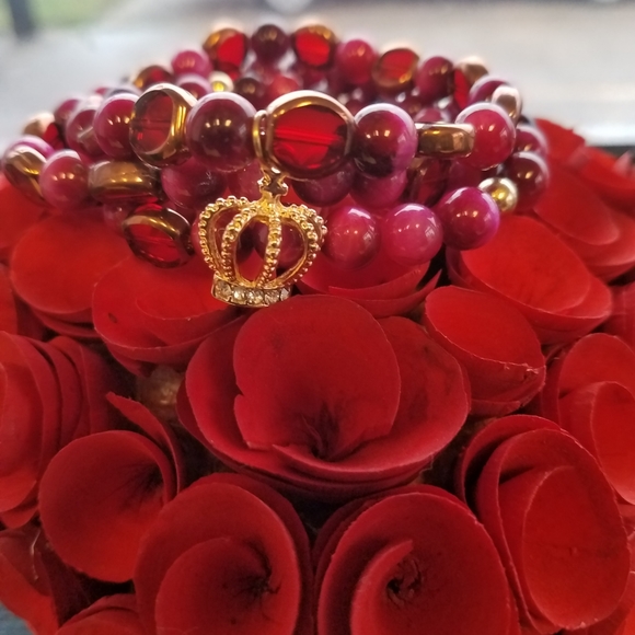 Bracelets - Picture 4 of 6